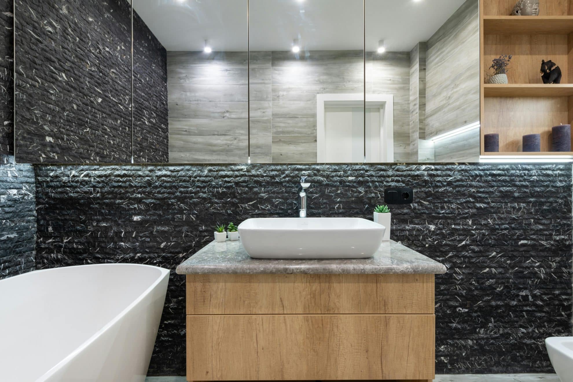 River rock bathroom tiles